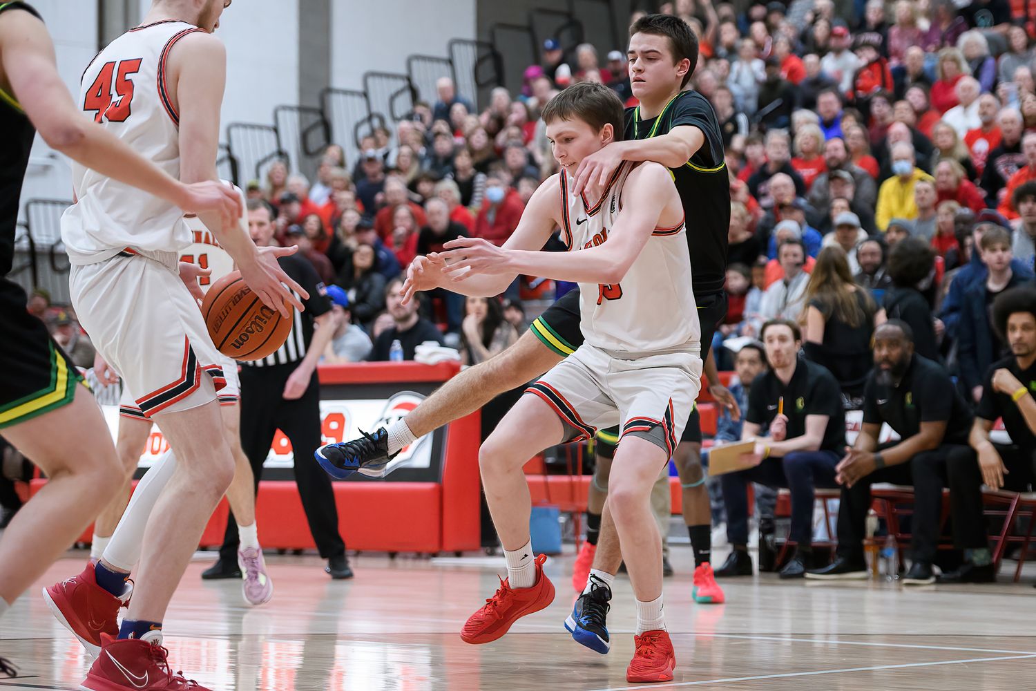 1 Lincoln vs Cleveland boys basketball 6A Oregon second round March 4 2023 Ken Waz 4